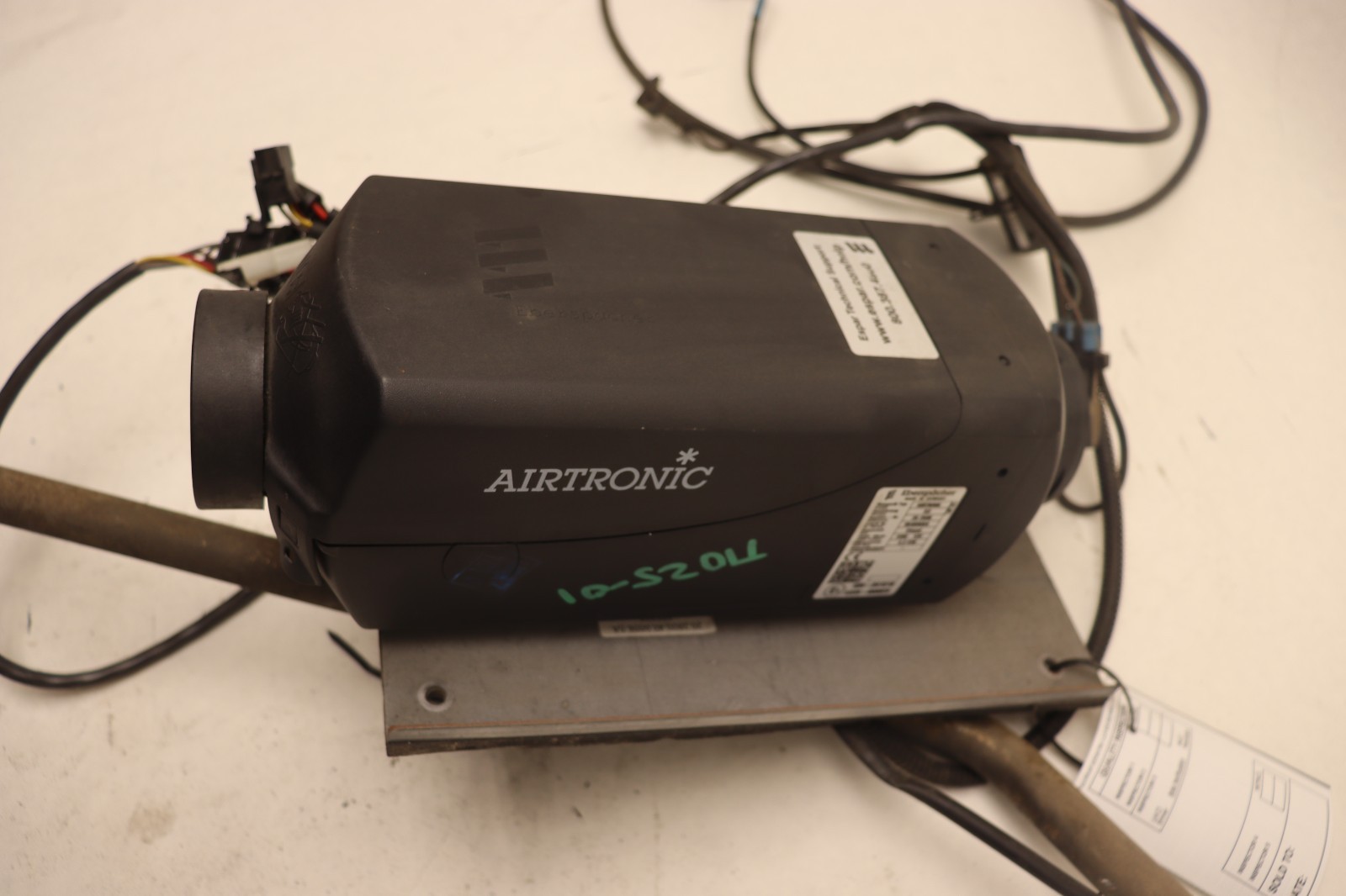 08-17 FREIGHTLINER CASCADIA AIRTRONIC D2 EBERSPACHER 12V 34W DIESEL HEATER OEM