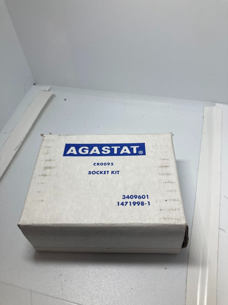 AGASTAT 1-1437436-5 SOCKET SURFACE MOUNTING PLUG IN RELAY NIB