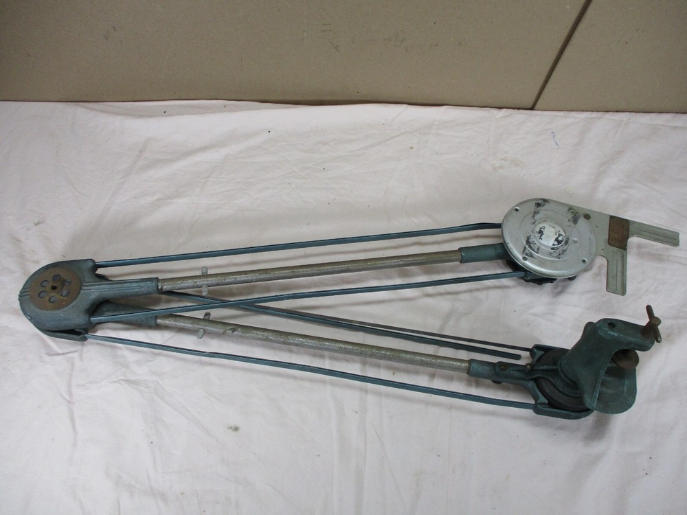 Vtg Vemco Mechanical Drafting Right Angle Machine Mounted Desk Tool B21145 28"