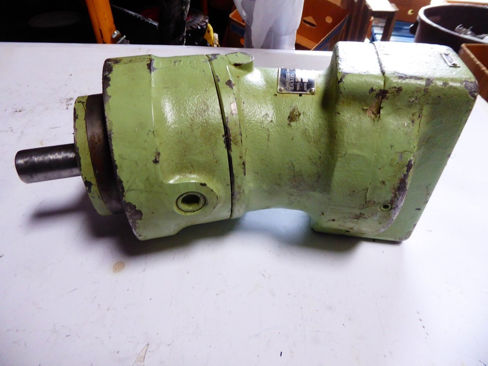 Eaton PF2020-23-21LH Constant Displacement Piston Pump