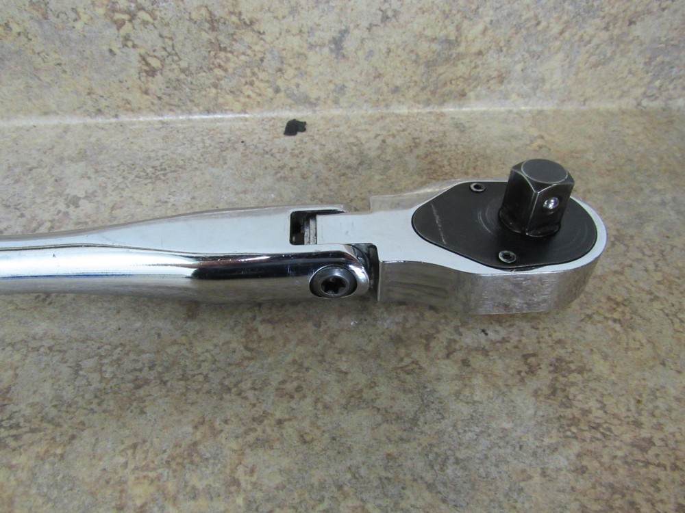 Mac Tools - VR2690LFPA - 1/2” Drive 26” Locking Flex Head Axis Ratchet