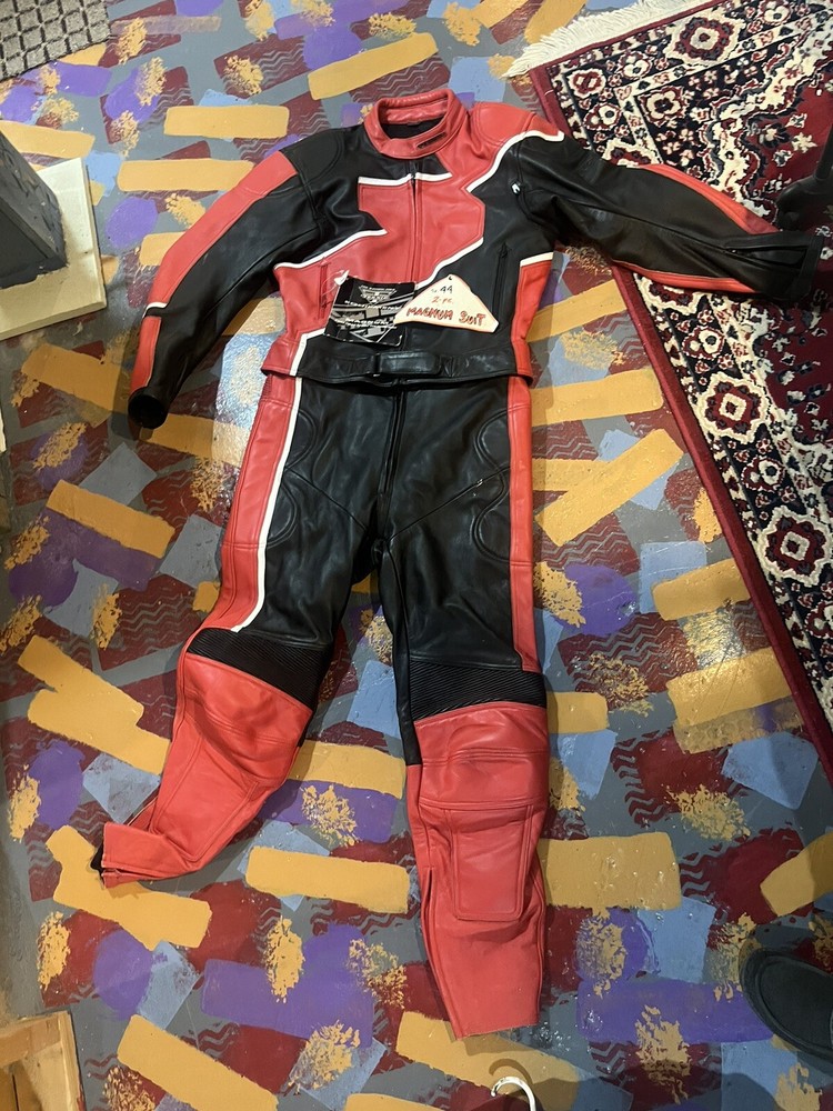 motorcycle outfit With Pads