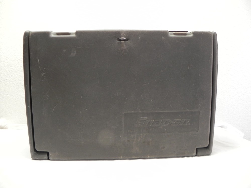 Snap-On KRP825 Portable Polymer Tool Chest (Empty Chest Only)