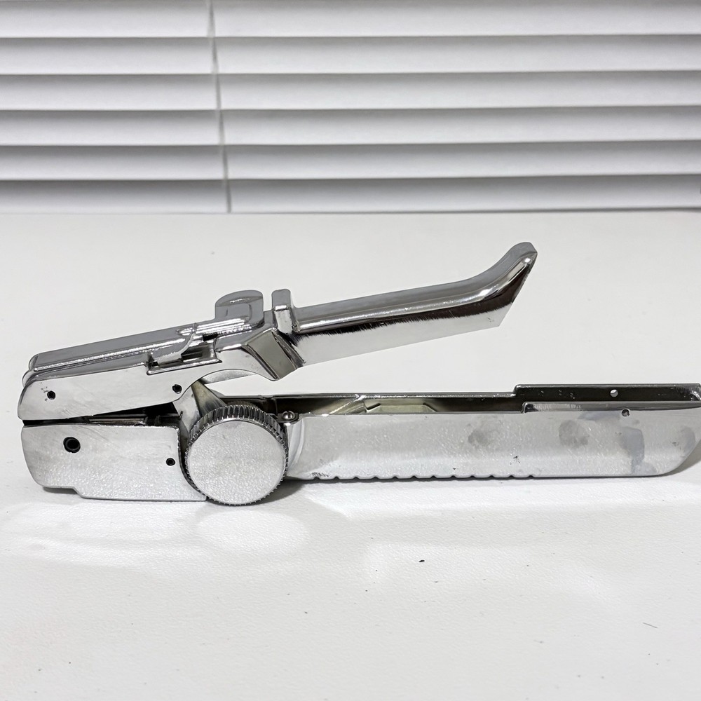 Vintage Dymo M-5 Chrome Tapewriter Label Maker Embossing Tool