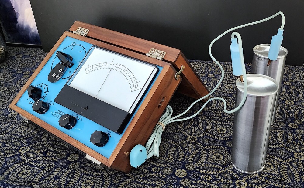 American Mark V E-Meter.  Hubbard Electrometer Circa 1979.