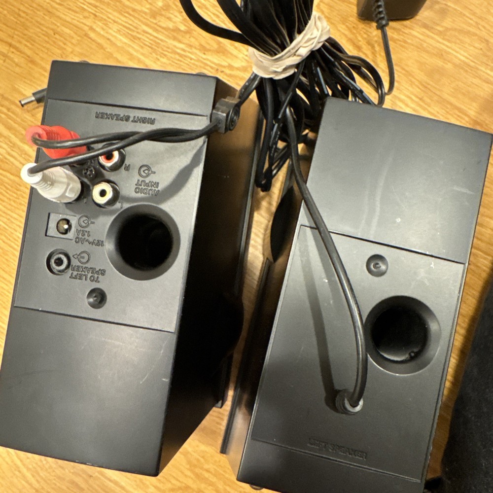 Bose Companion 2 Multimedia Stereo Computer Speakers