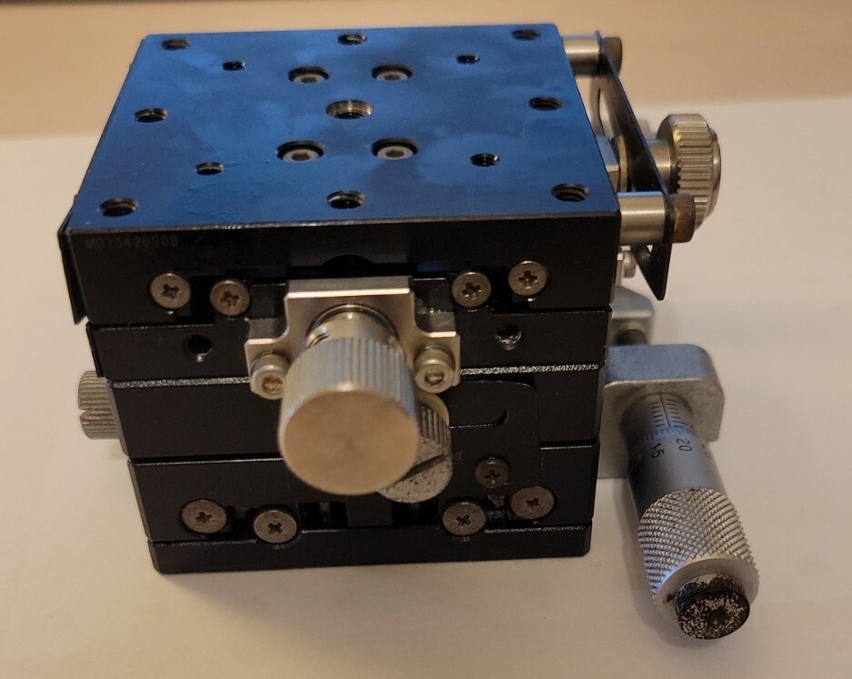 SIGMA KOKI X-Y-angular Precise Manual Stage GOTH60A105B