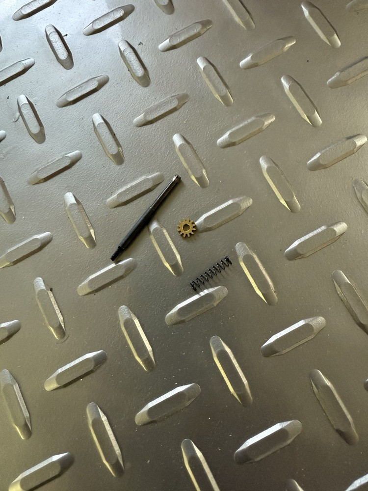 Set Stem, Gear, And Spring For 1967 Camaro Clock