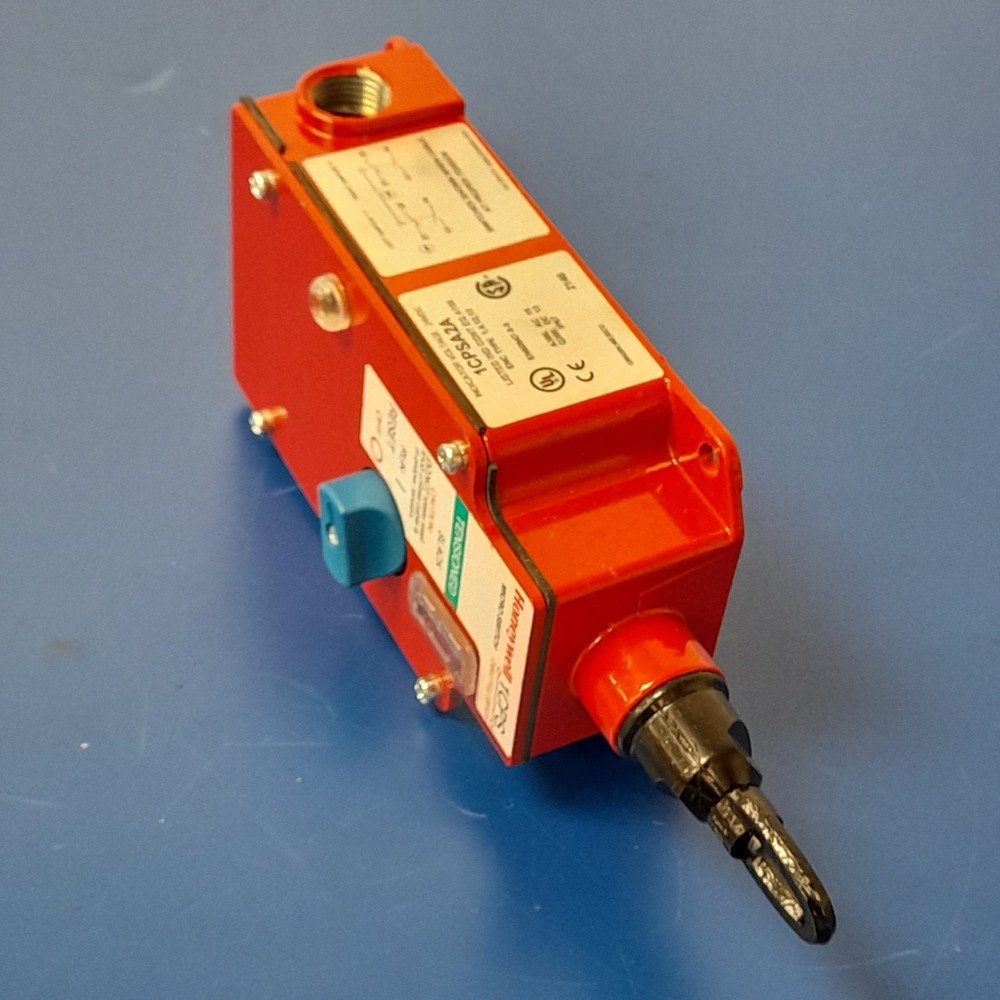 HONEYWELL Cable Pull SAFE Switch 2NC/2NO 24Vdc LED