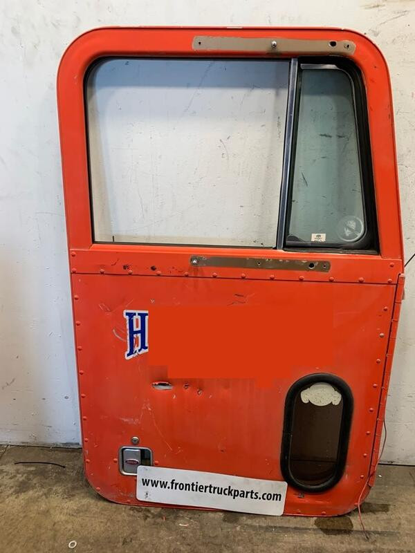 Peterbilt Door (606-13173)
