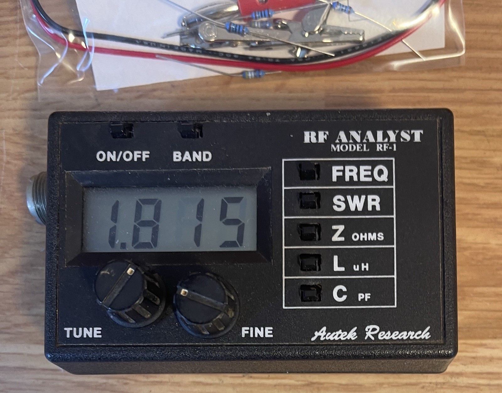 Autek Research RF-1  RF Analyst With accessory kit Works Fine