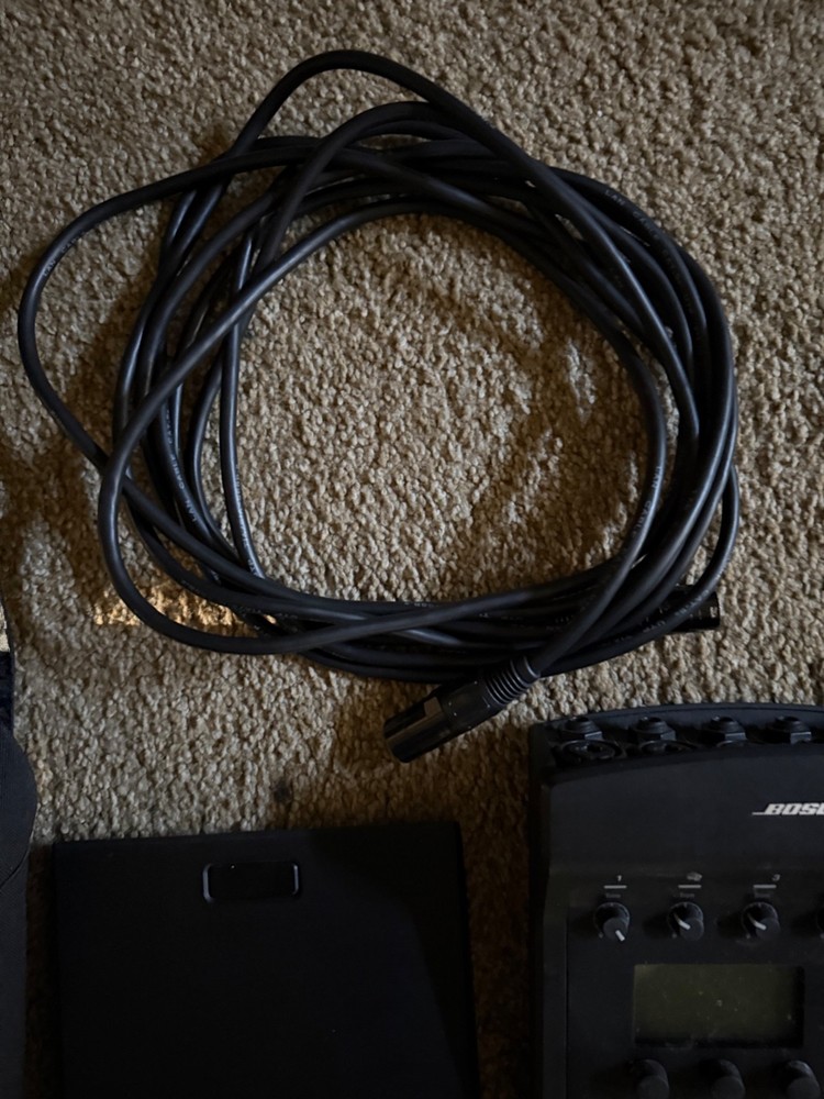 Bose T1 ToneMatch Audio Engine Mixer for L1 System + Bose Carry Case