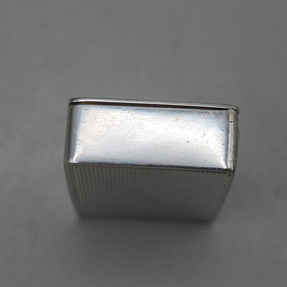 Solid Silver Engine Turned Snuff/Pill Box by D Bros Birmingham 1967