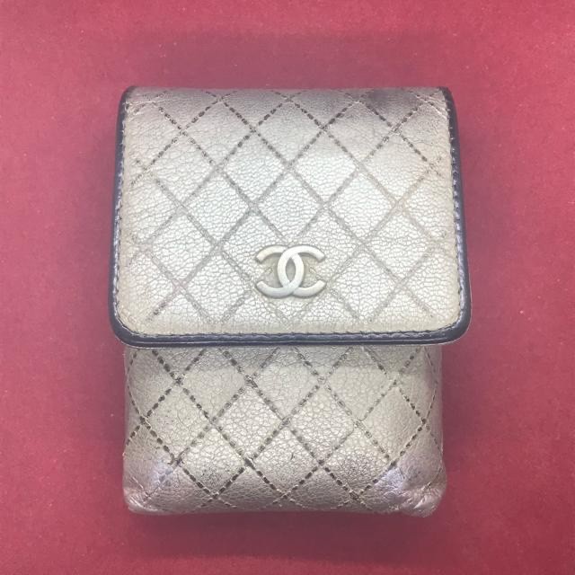 Super Rare, Authentic Chanel CoCo Cigarette Case, Matelassé, Gold