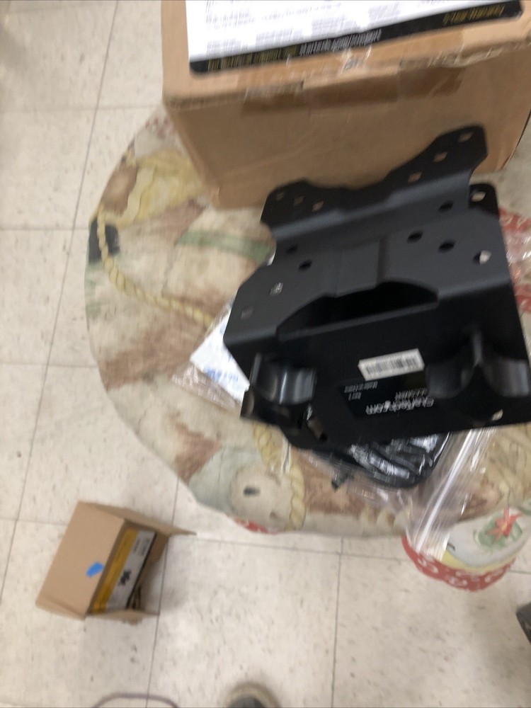 ONLY ONE NEW STARTECH (HARD-TO-FIND MADE EASY) THIN CLIENT VESA MOUNTING BRACKET