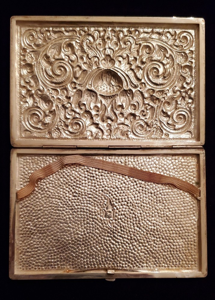 Antique 800 Silver Thistle Design Repousse Hammered Cigarette Case