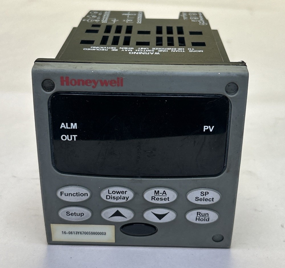 HONEYWELL,DC2500-EE-0L0R-200-10000-E0-0,UNIVERSAL DIGITAL CONTROLLER