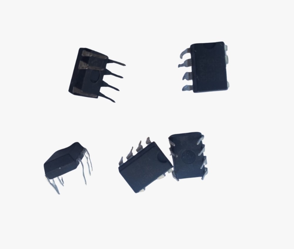 5pcs POWER Controller Integrated Circuit STR-A6069H A6069H DIP7