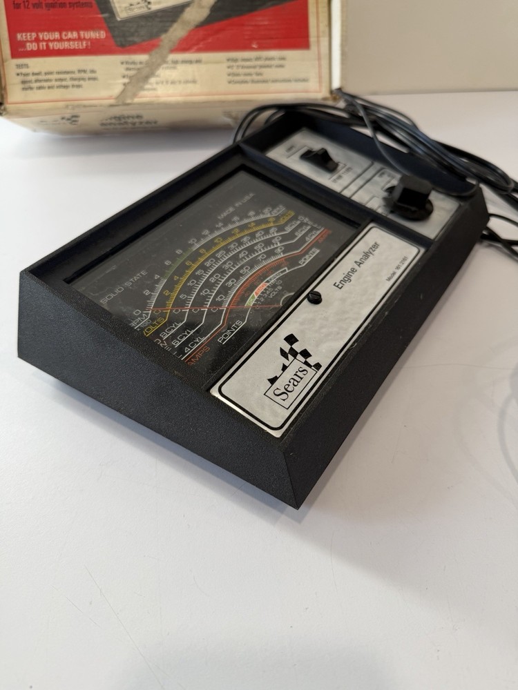 VINTAGE SEARS ENGINE ANALYZER MODEL 161.2161 *