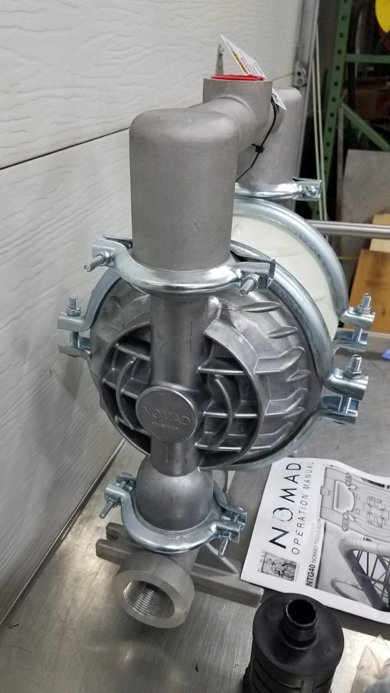 NOMAD 40-2673CM TRANS-FLO DIAPHRAGM PUMP NIB