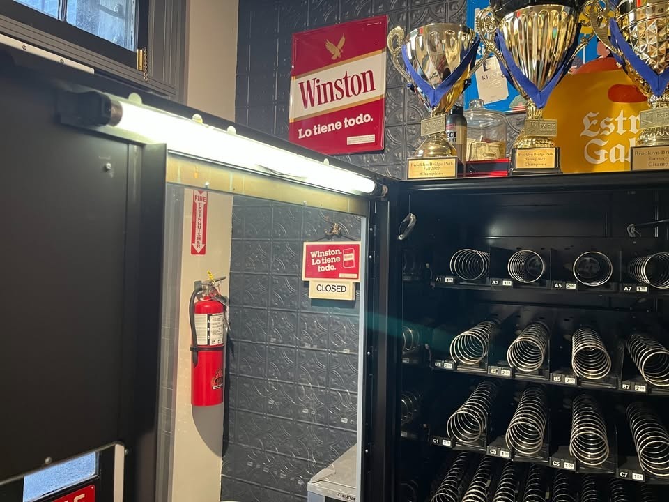 Automatic Products Snackshop 111-112 Vending Machine Refurbished