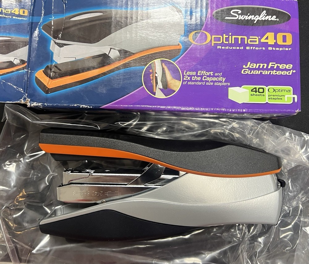Swingline Optima Desktop Stapler Full Size 40-Sheet Capacity Ergonomic Design/u