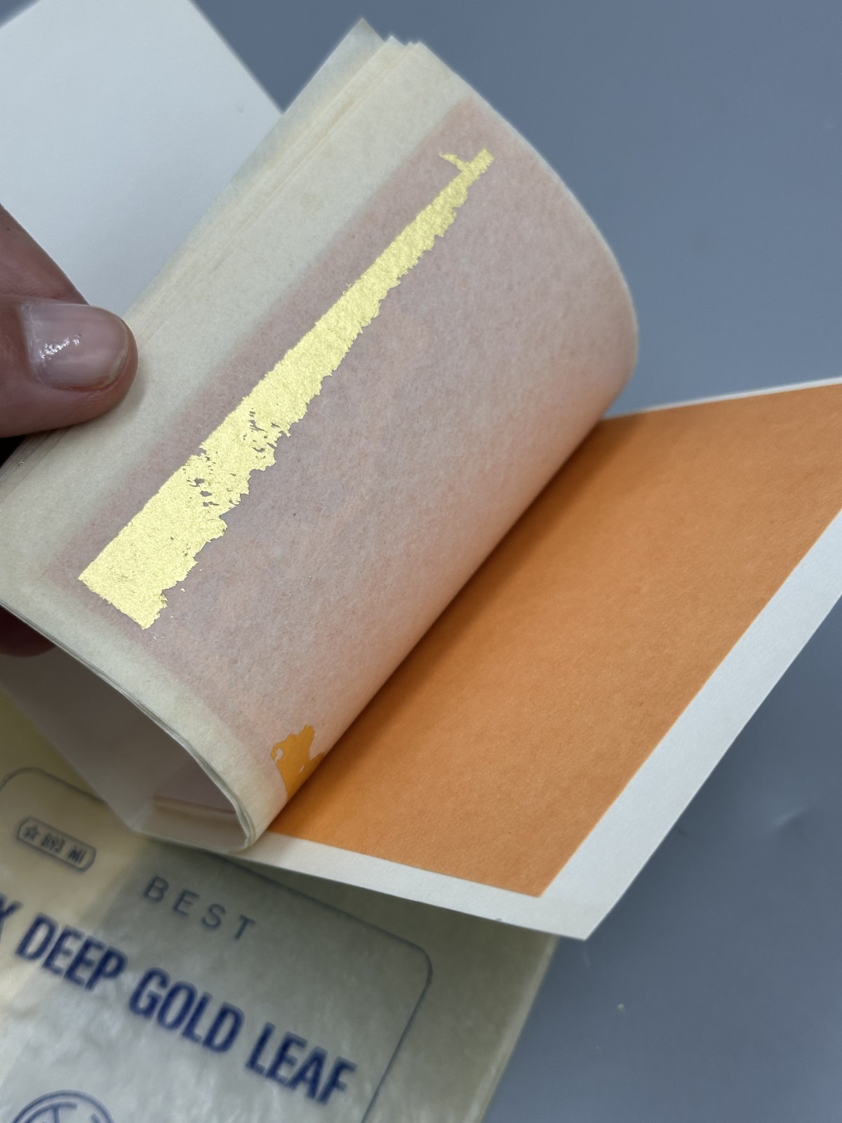 SCRAPS of Vintage BEST XX DEEP GOLD LEAF 22 Carats 3 3/8" x 3 3/8" Italy