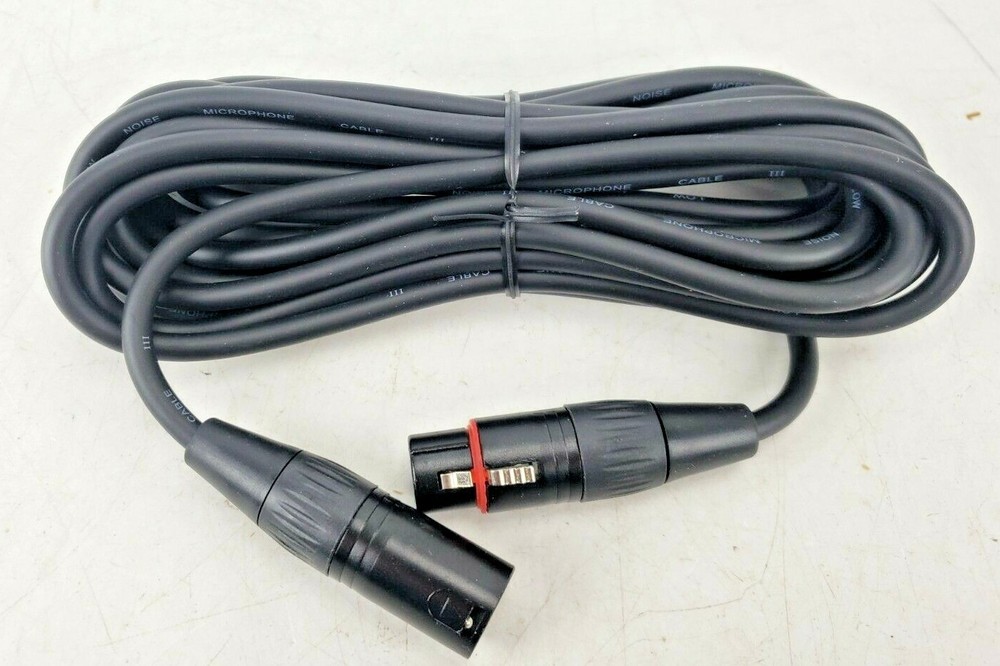 New CAD 25A Supercardioid Dynamic Microphone Cable Stand Mount Handheld Vocal
