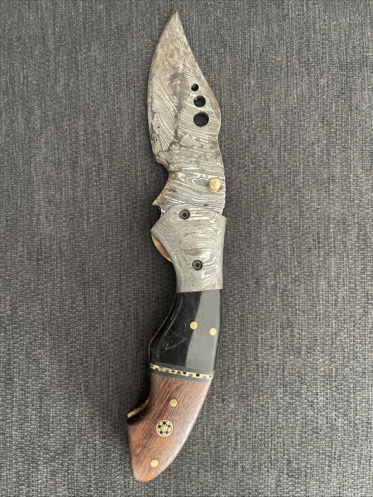 Damascus Steel Folding Pocket Knife