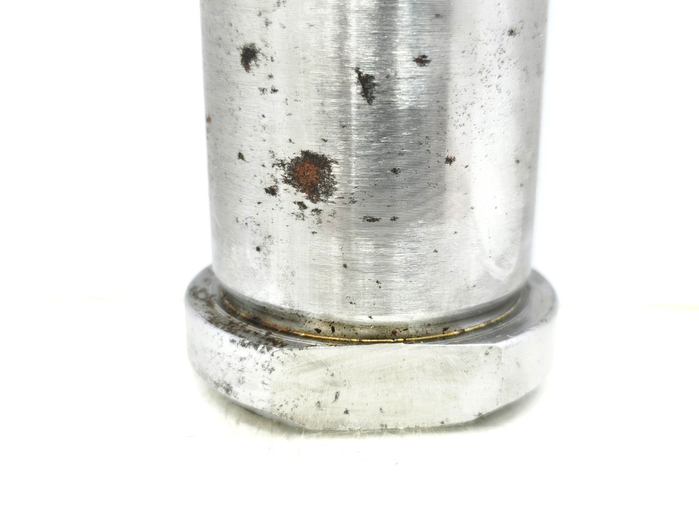 200204 HINGE PIN THREADED FOR HT100 TONG