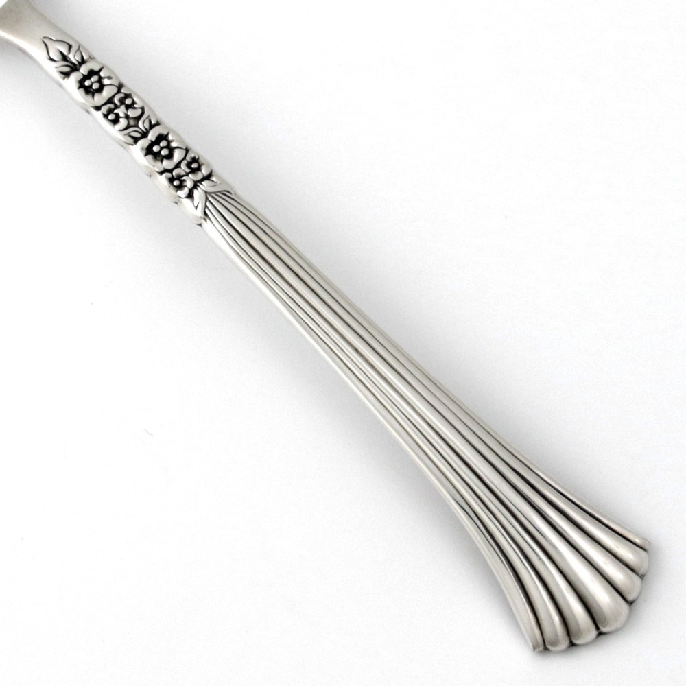Oneida FLORAL QUEEN Silverplate 1881 Rogers Ltd Silverware Flatware CHOICE