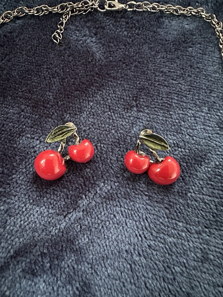Cherry Necklace Set