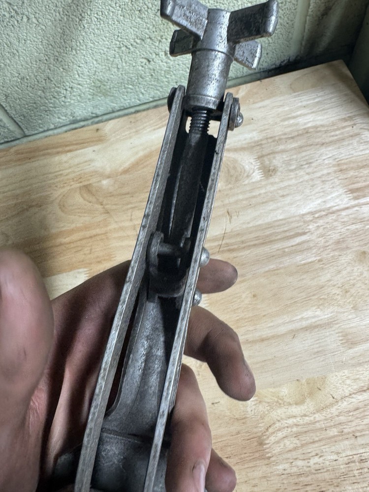 Vintage MAC Tools USA CF-48 Disc Brake Compression Tool