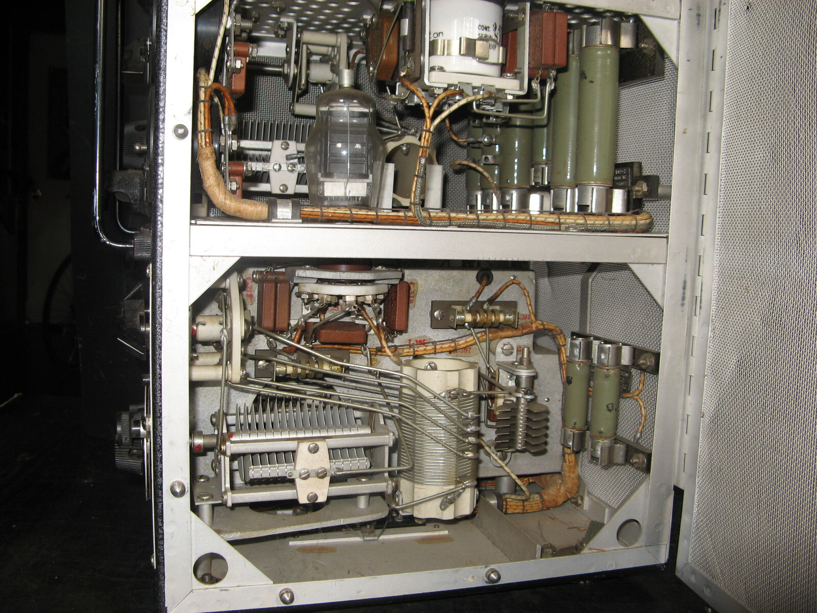 WWII WESTINGHOUSE TRW RADIO TRANSMITTER HF High Frequency CAY-52239 vintage USN