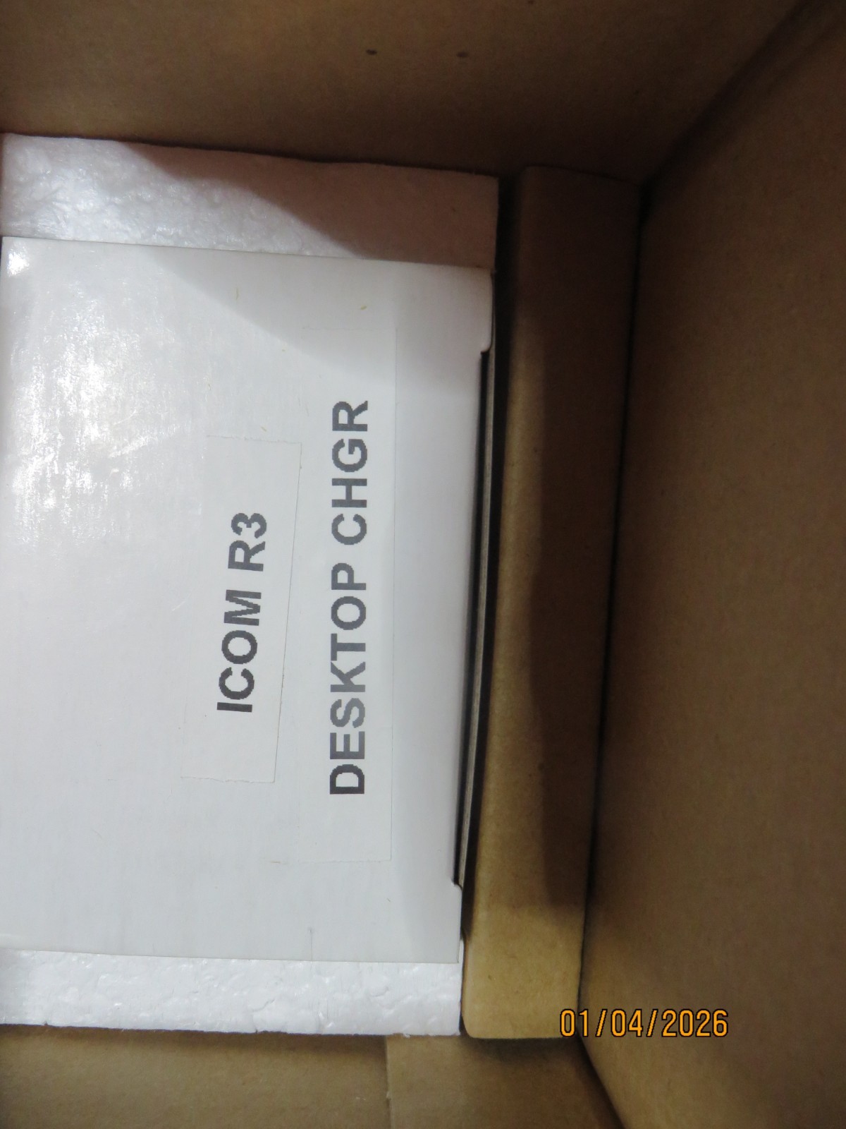 ICOM IC-R3 Handheld Wideband Communications Receiver .495 to 2450 MHz ++++