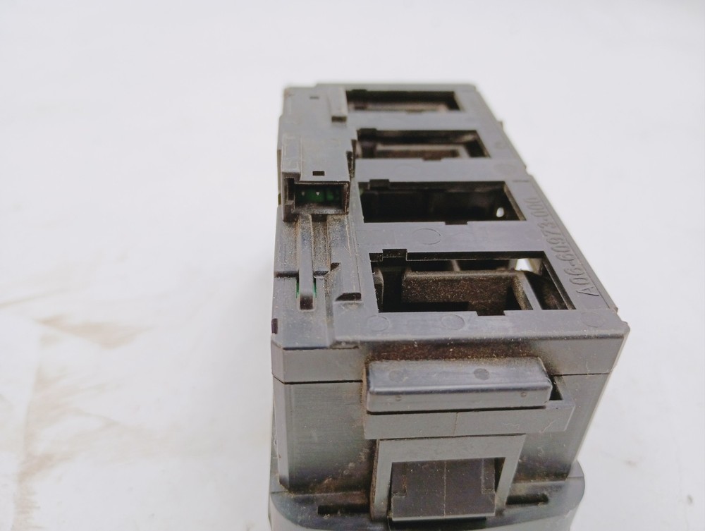 FREIGHTLINER SWITCH PANEL ASSEMBLY HOUSING REAR DOME, SLEEPER LAMP, BUNK SPEAKER