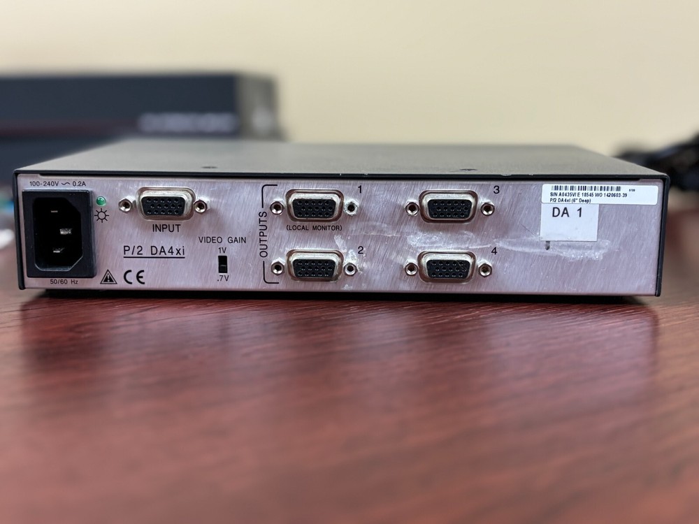 Extron P/2 DA4xi VGA Distribution Amplifier 1x4 Splitter (3)