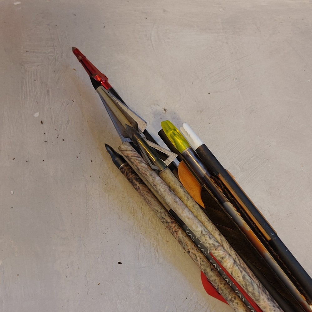 miscellaneous carbon arrows for compound hunting bow