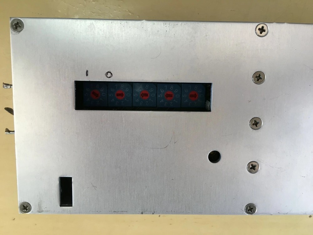 RF MICROWAVE OSCILLATOR SYNTHESIZED 10GHZ STEP 1MHZ
