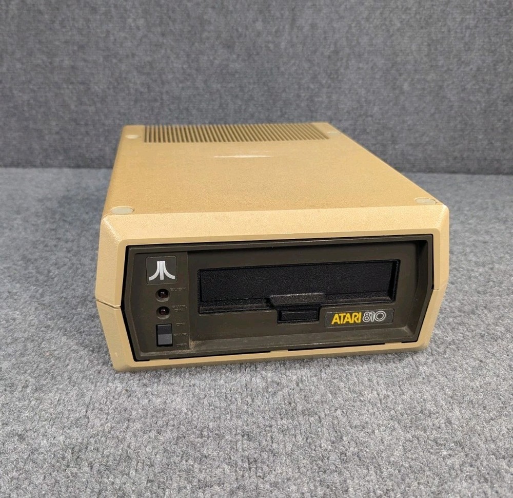 Atari 810 FLOPPY DISK DRIVE UNTESTED