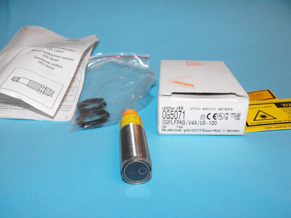IFM EFECTOR OG5071.OGPLFPKG/V4A/US-100.reflection light barrier.NEW.