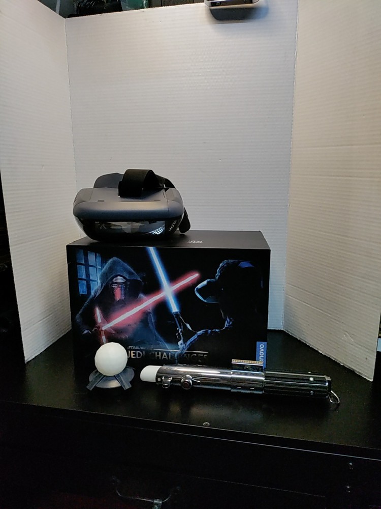 Star Wars Jedi Challenges VR Headset, Lightsaber, & Tracking - No Cables