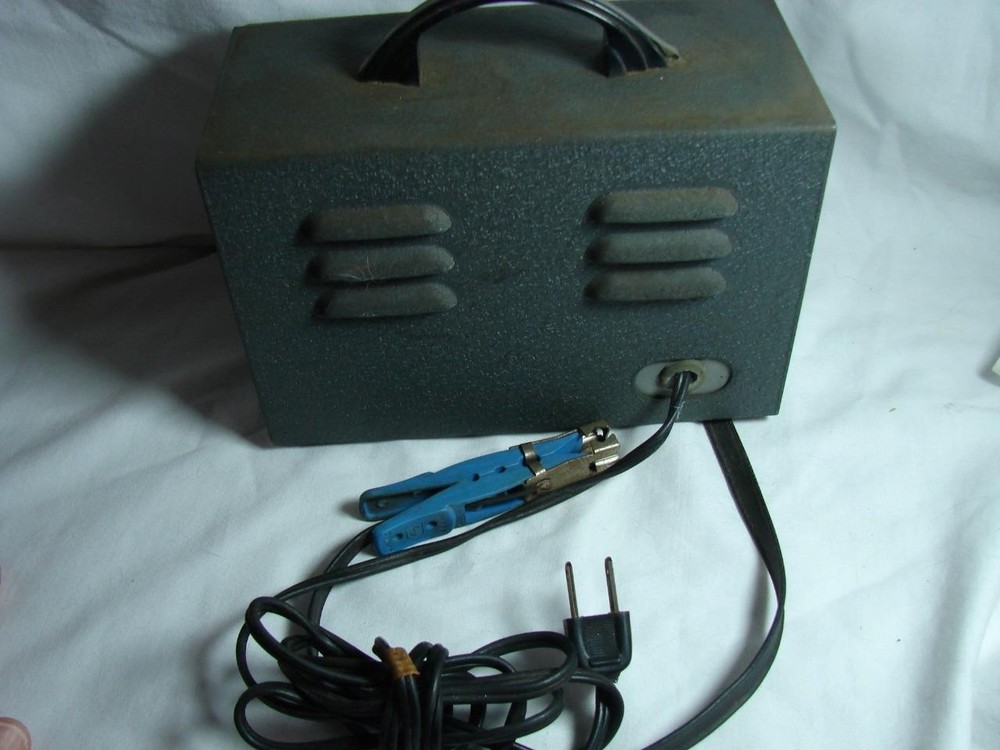 VINTAGE BAR GENERATOR EICO, SERIAL #2884 MODEL 352