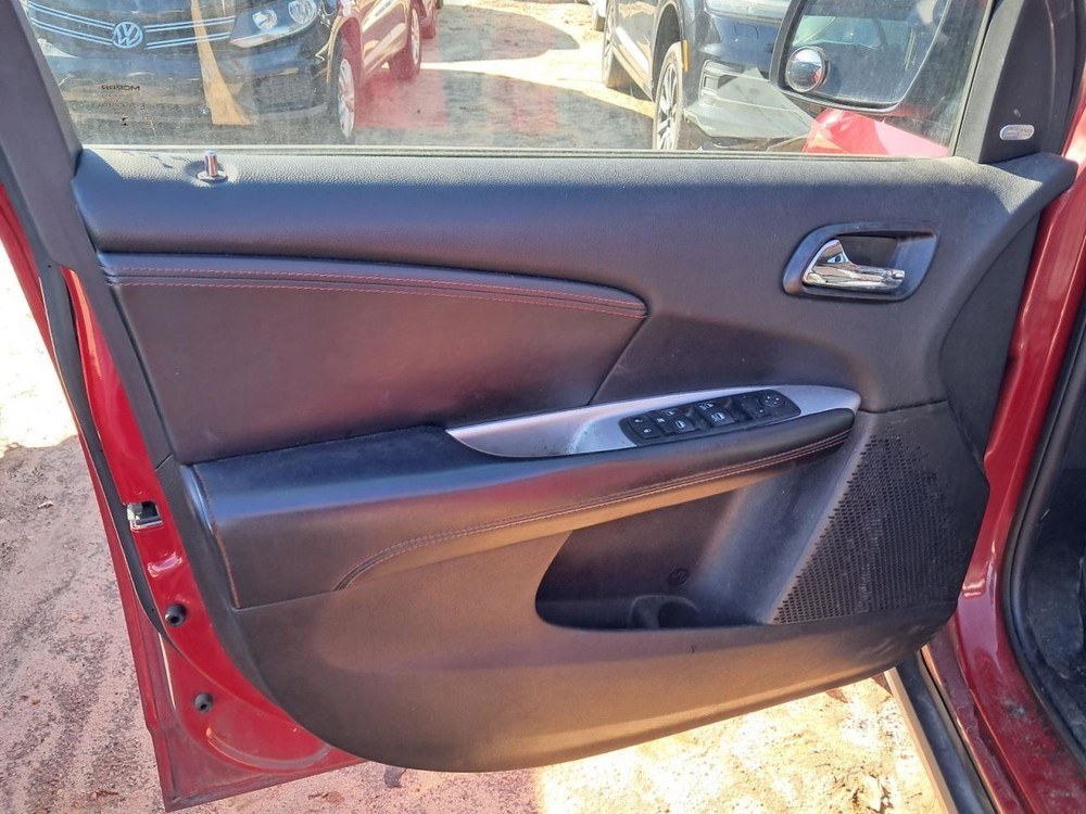 JOURNEY 2017 Glove Box 4850068