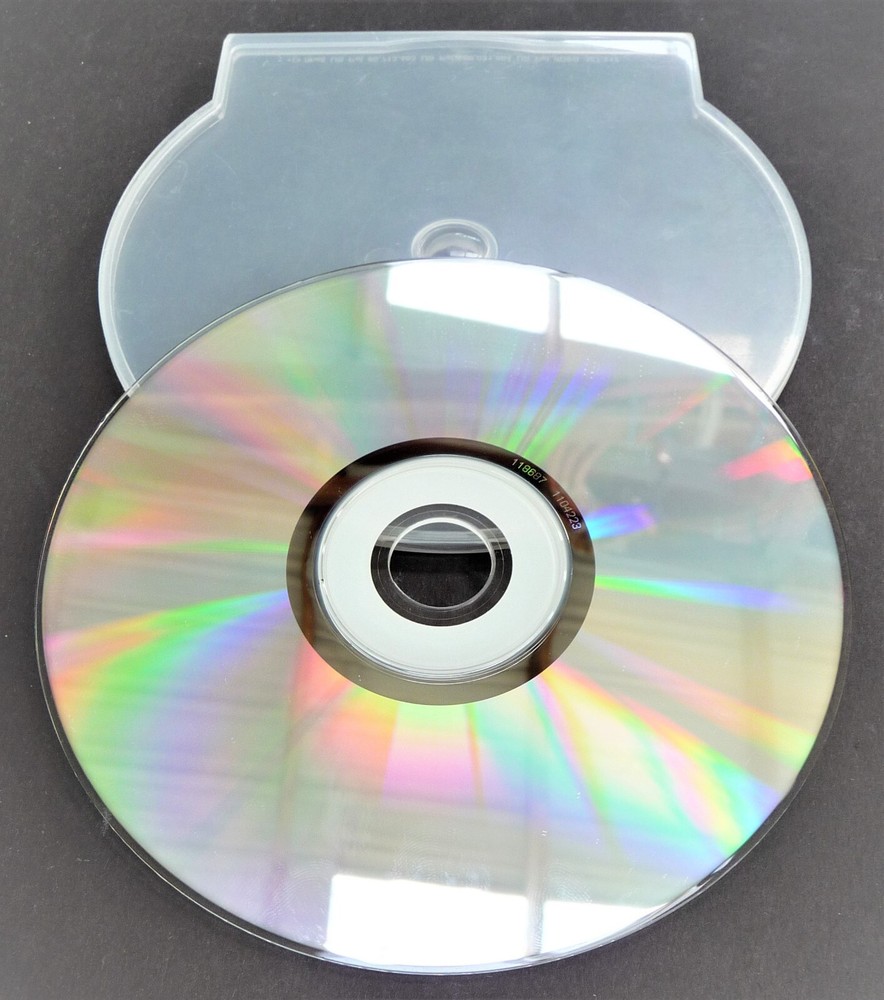Description Operation Installation Maintenance CD Artex 406 Mhz Satellite ELT