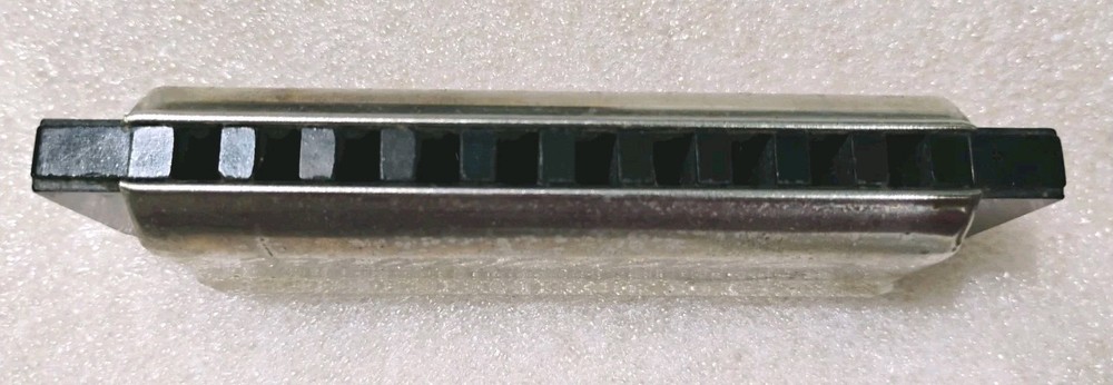 Silvertone harmonica