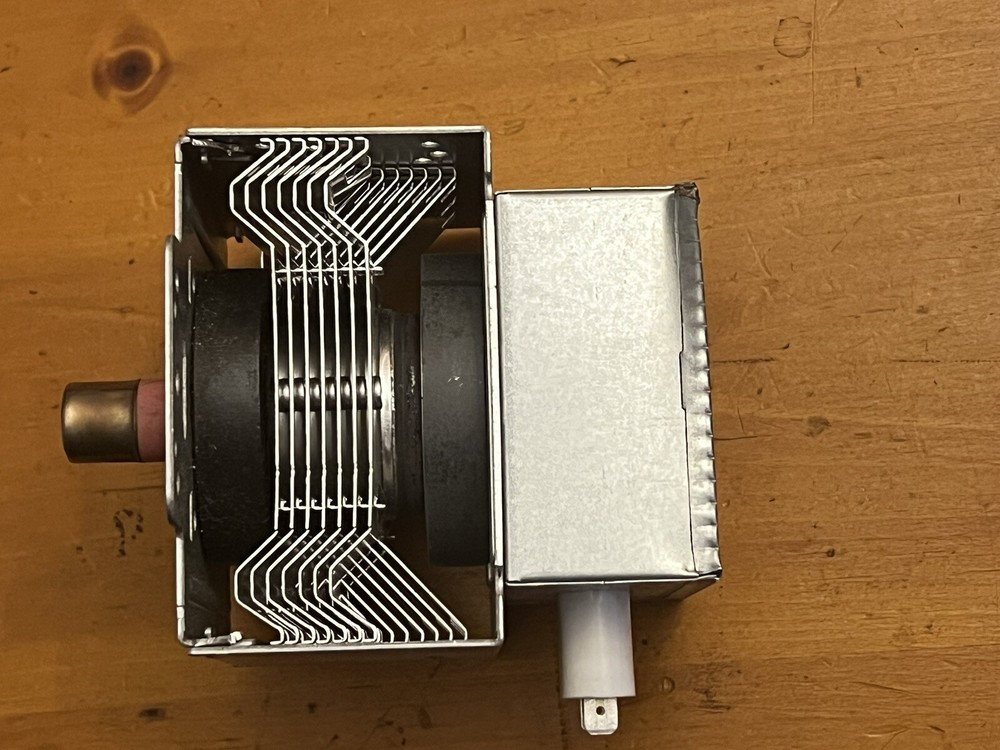 Microwave Magnetron LG 2M246 01TAG