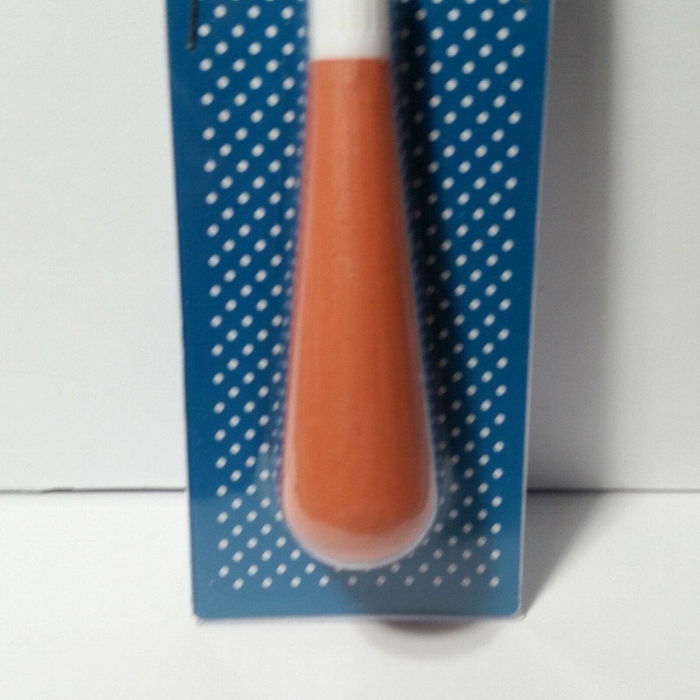 2) Soft Grip Latch Hook Stitch Studio by Nicole