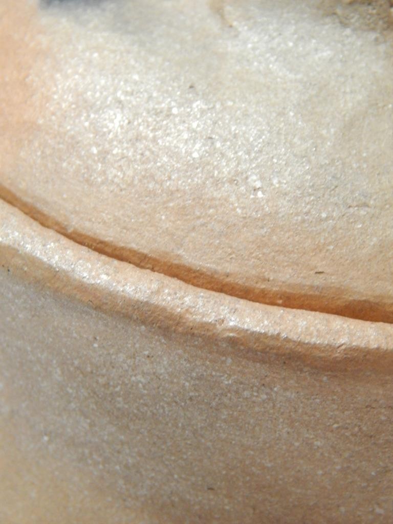 VIRGINIA T. ROMERO(d) VINTAGE MICACEOUS CLAY TAOS PUEBLO INDIAN POTTERY BEAN POT