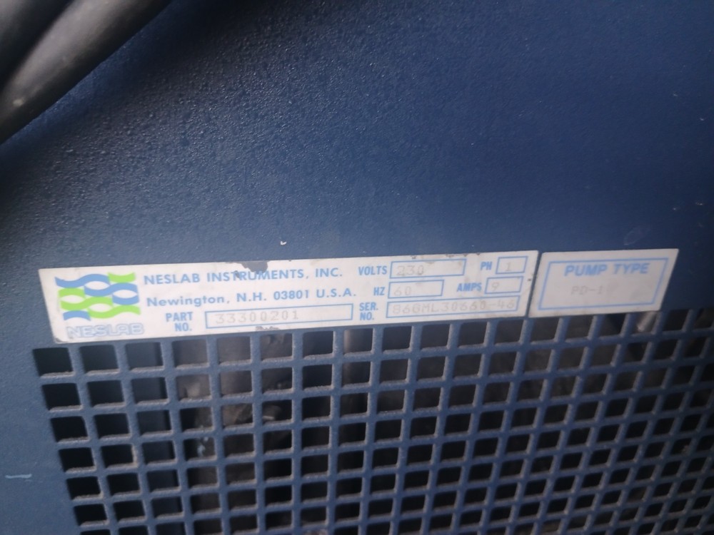 NESLab Cool Flow Laboratory Recirculating Water Chiller CFT-75 PD-1 Pump